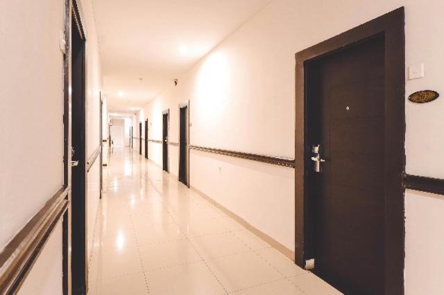 Saka Hotel Medan Sunggal Exteriör bild
